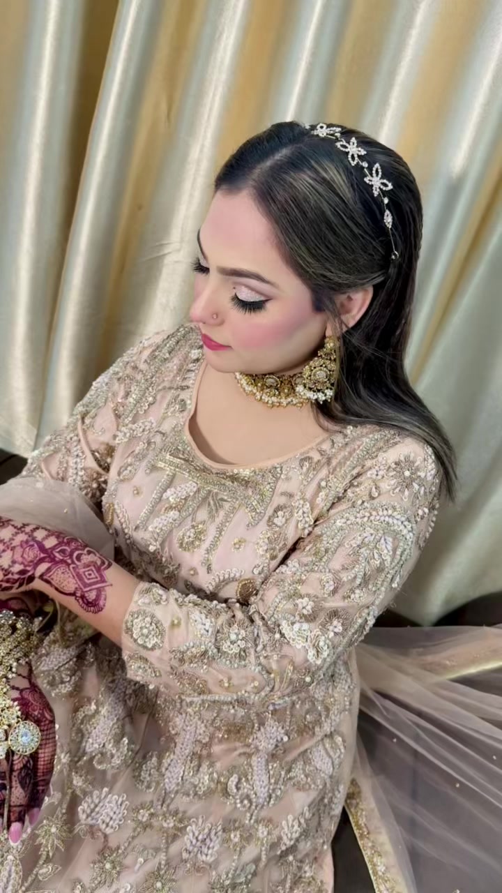 @Aqsa beauty clinic & institute