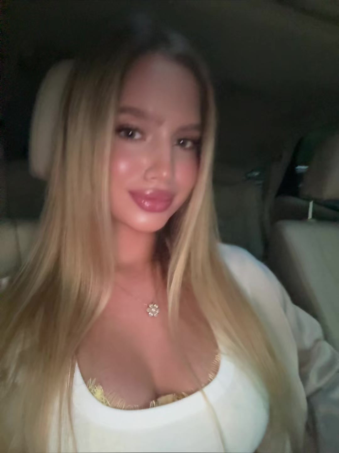 @frutkate01