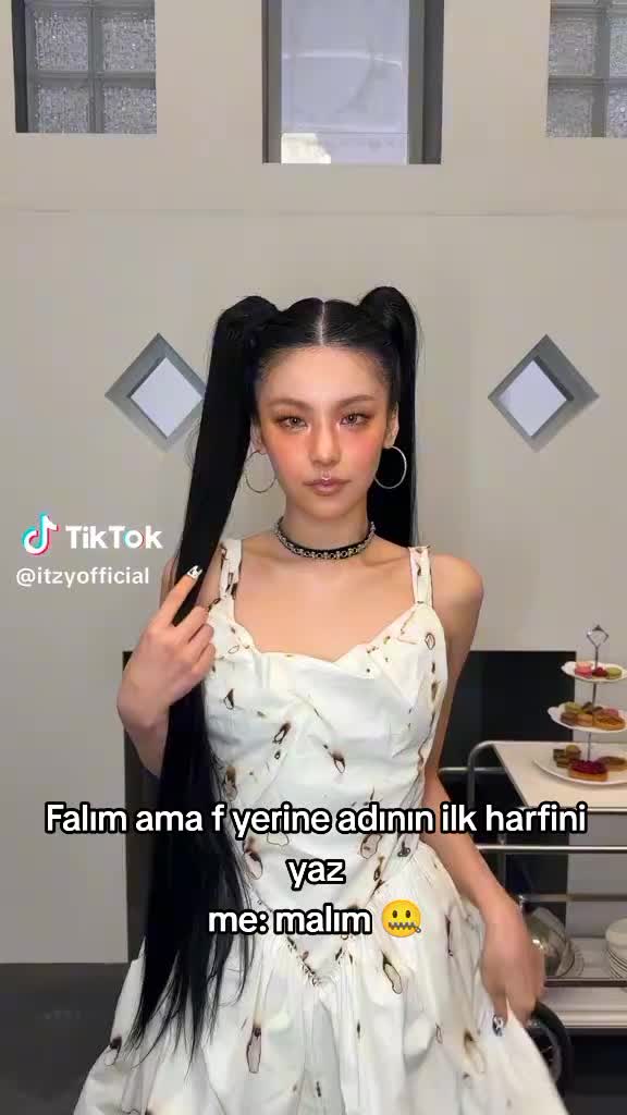 @~𝑆𝑇𝐴𝑅☆𝑌𝐸𝐽𝐼'M🤍