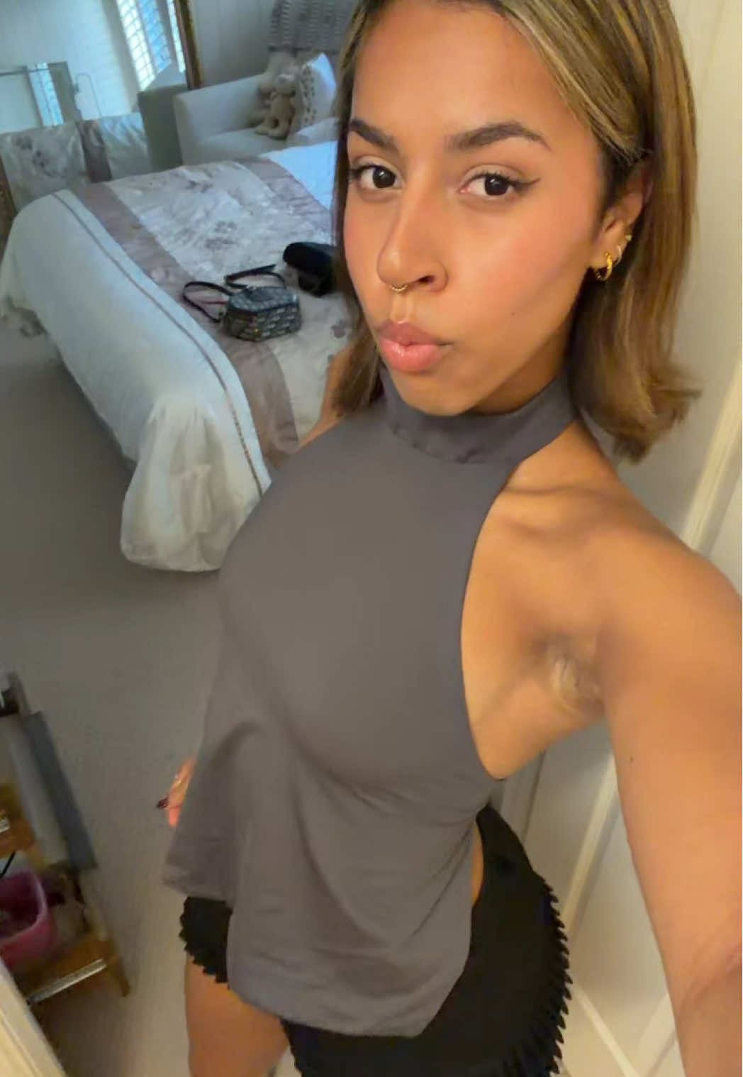@Liv⭐️