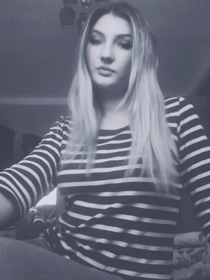 @Iva.La.Anakonda🐍💚