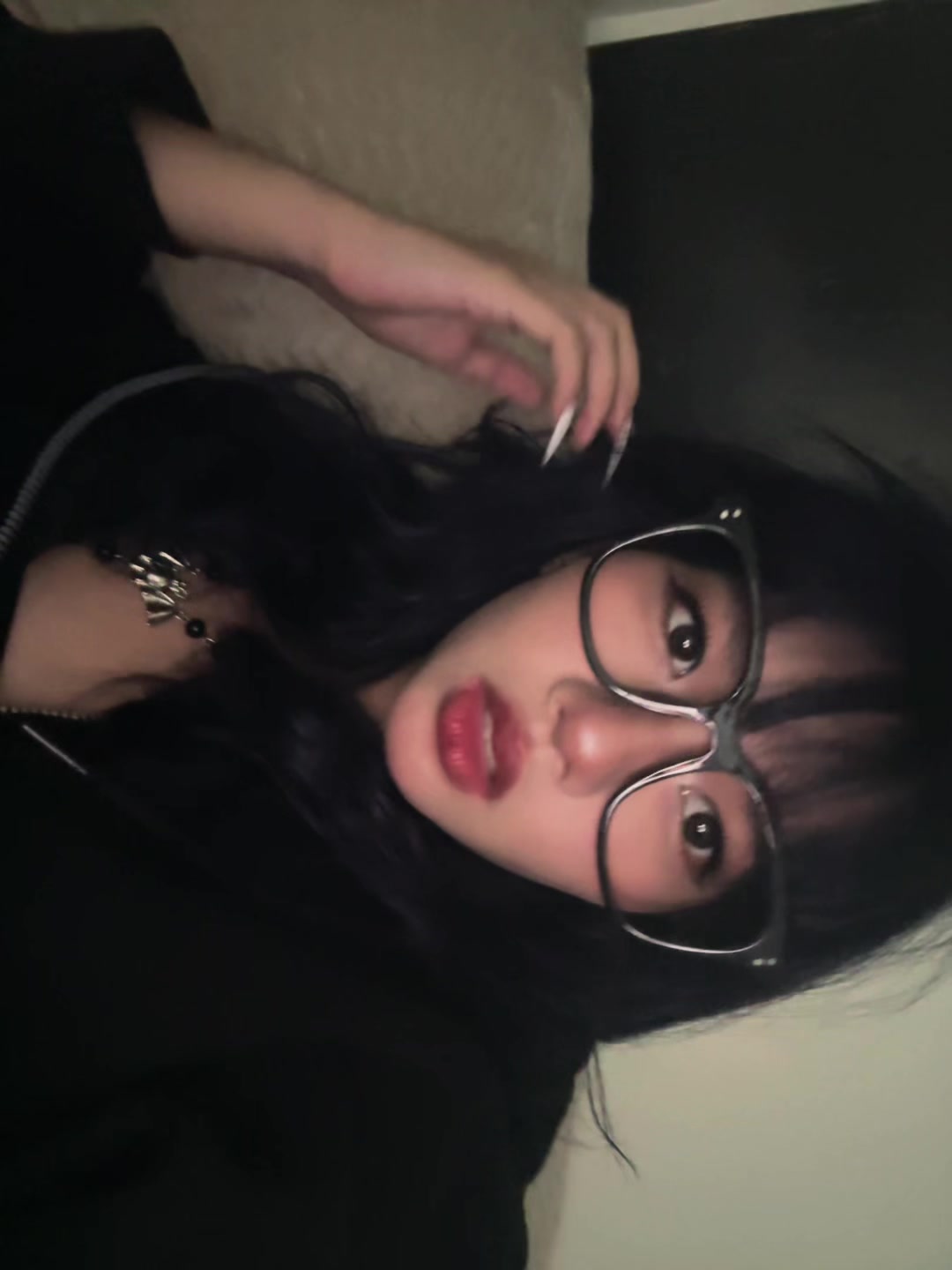 @Siou𖤓⚸