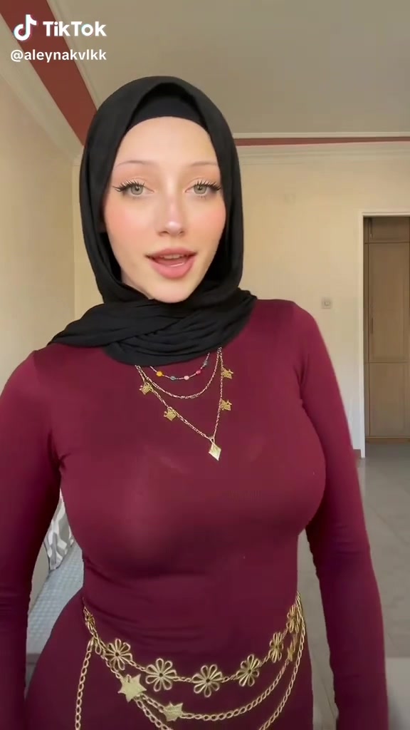 @aleyna