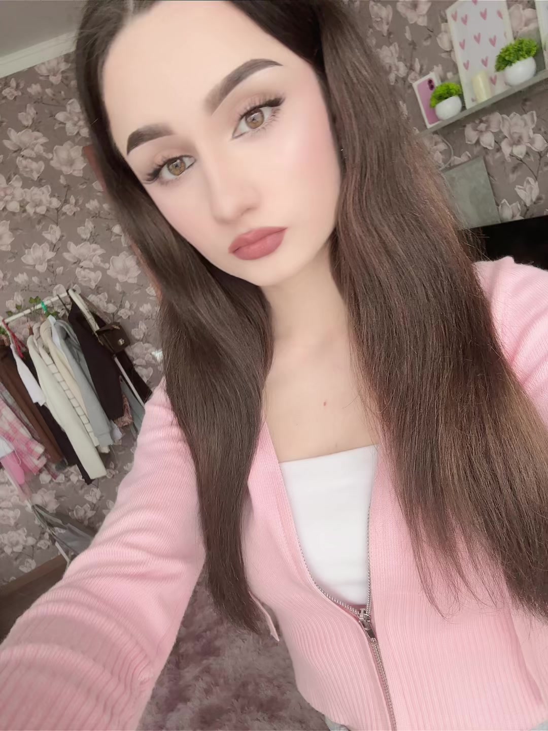 @noooiy