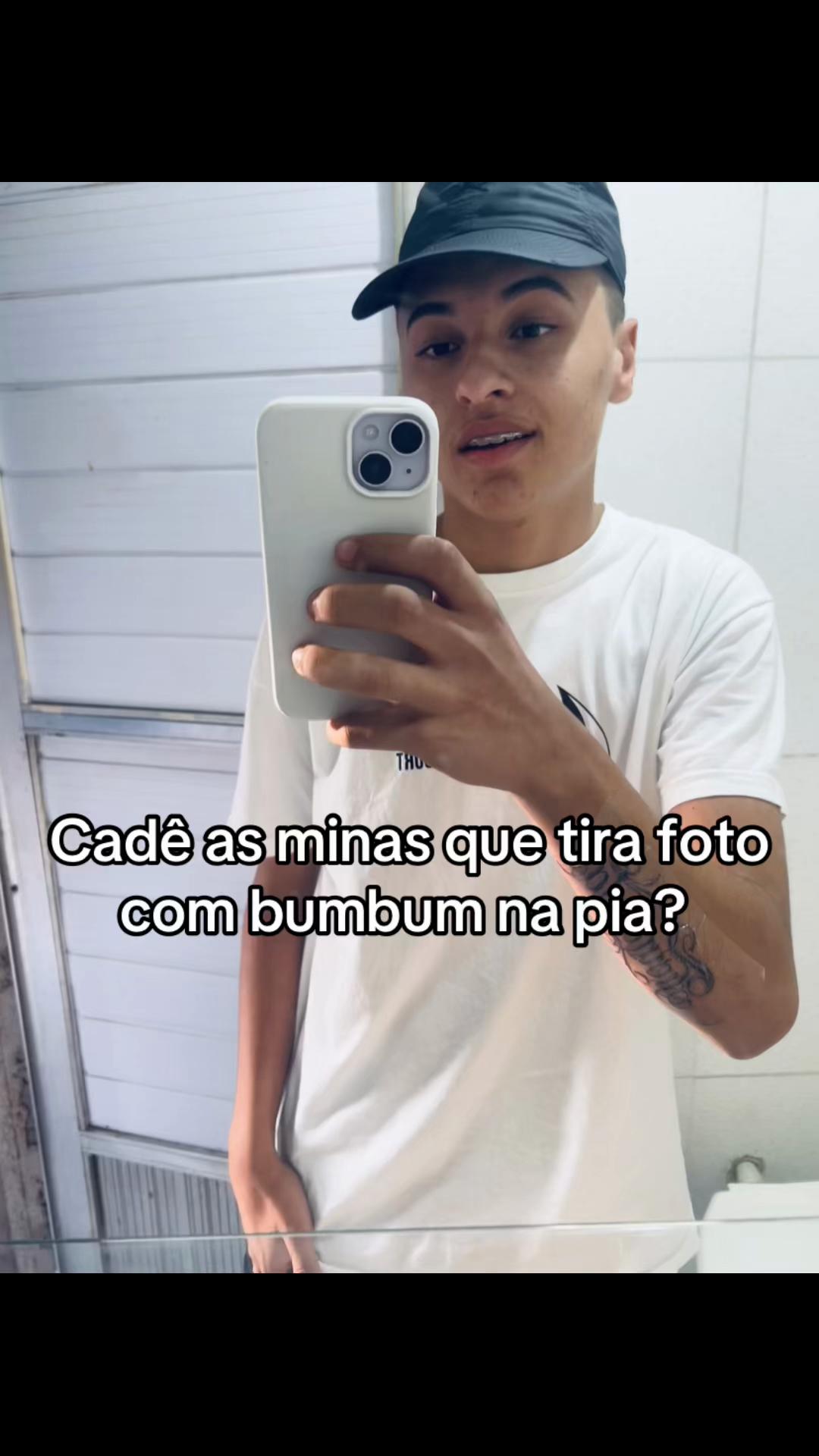 @menochefee77