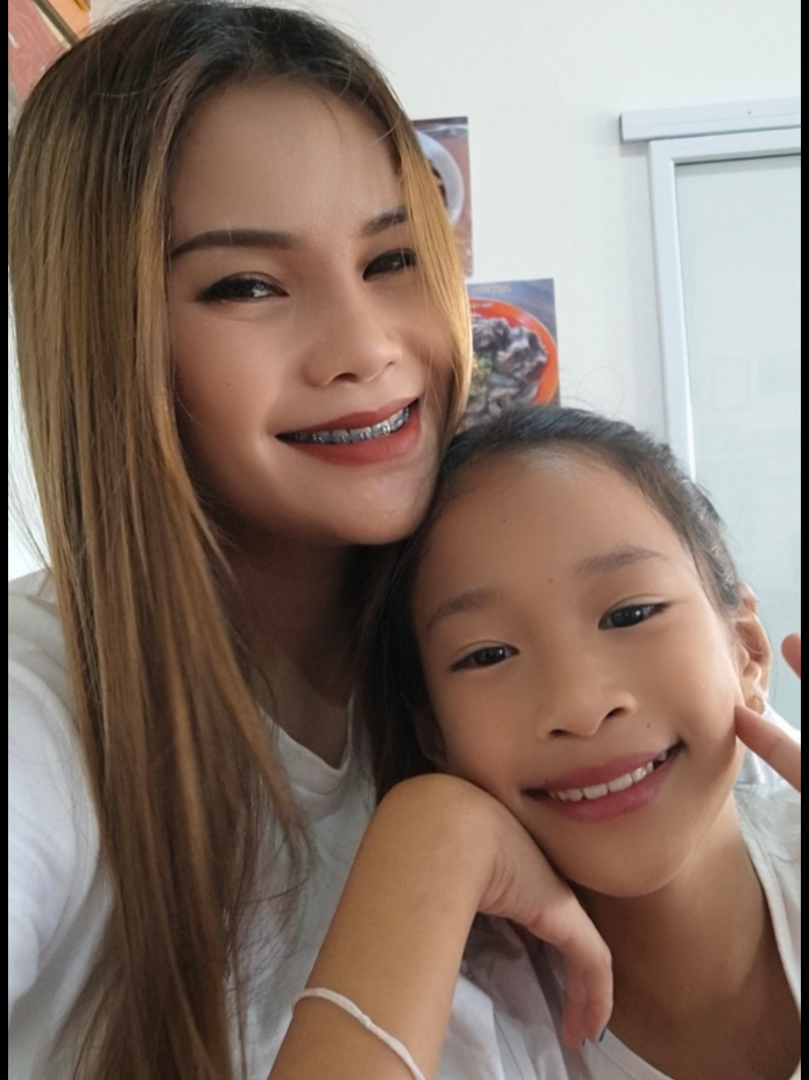 @Fon 🇱🇦