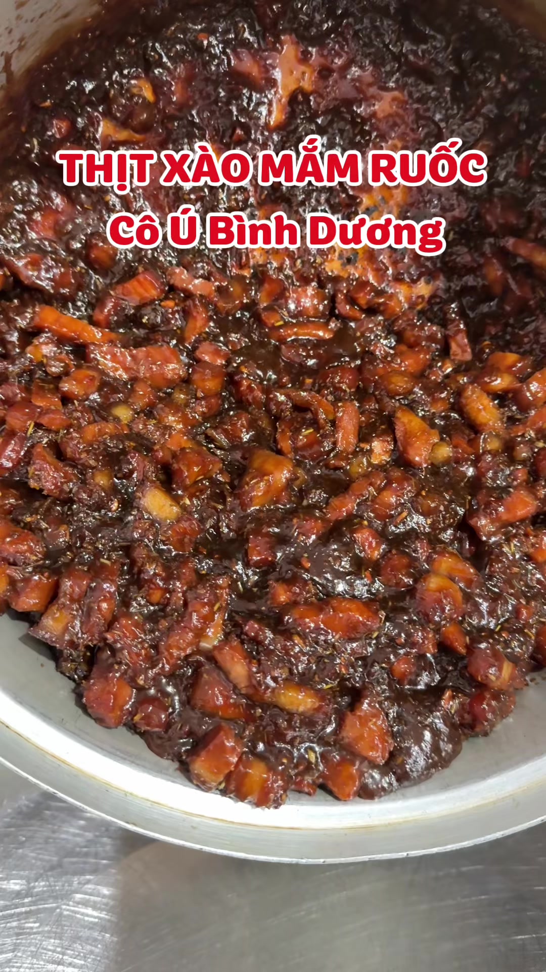 @C&ocirc; &Uacute; B&igrave;nh Dương.