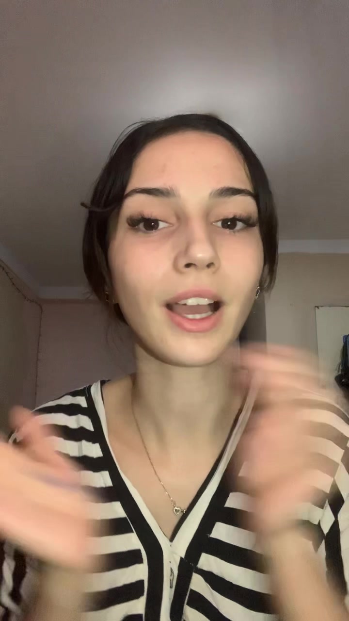 @Maissa Aura