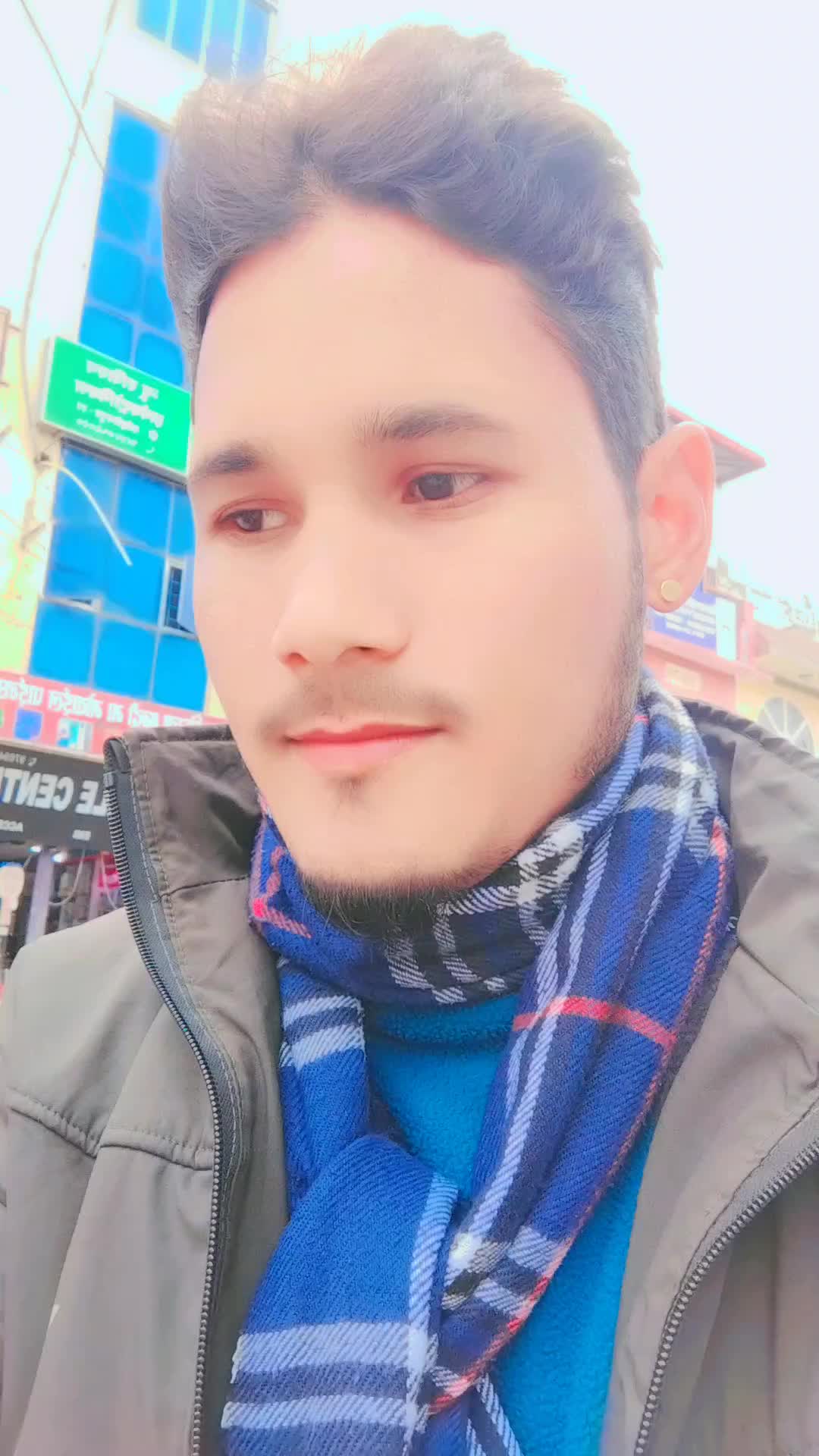 @𝘽𝙚𝙚𝙠𝘼𝙨𝙝_𝙏𝙝𝙖𝙦𝙪𝙧𝙞✅