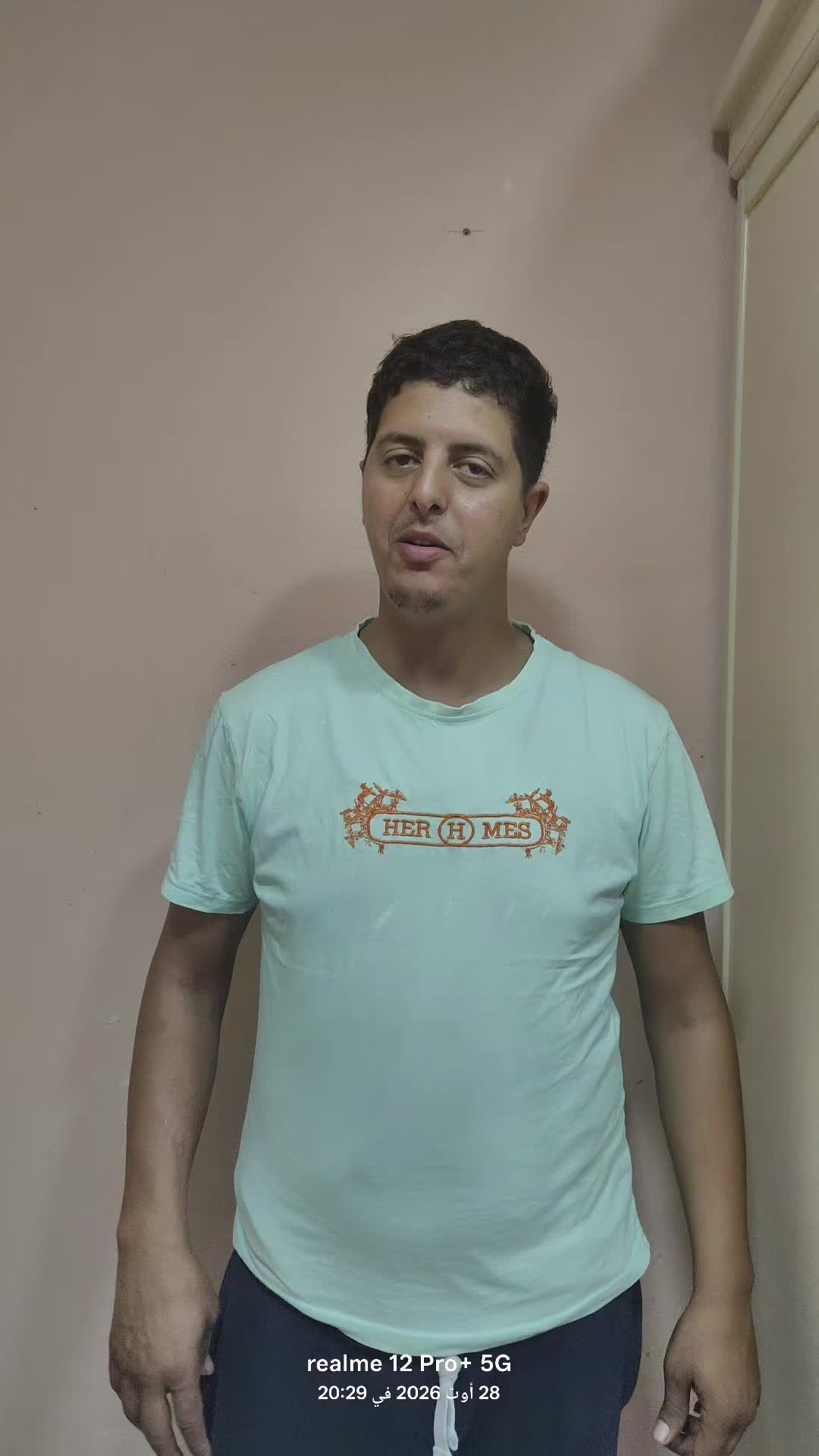 @حفيان للاقمشة الذهبية 1