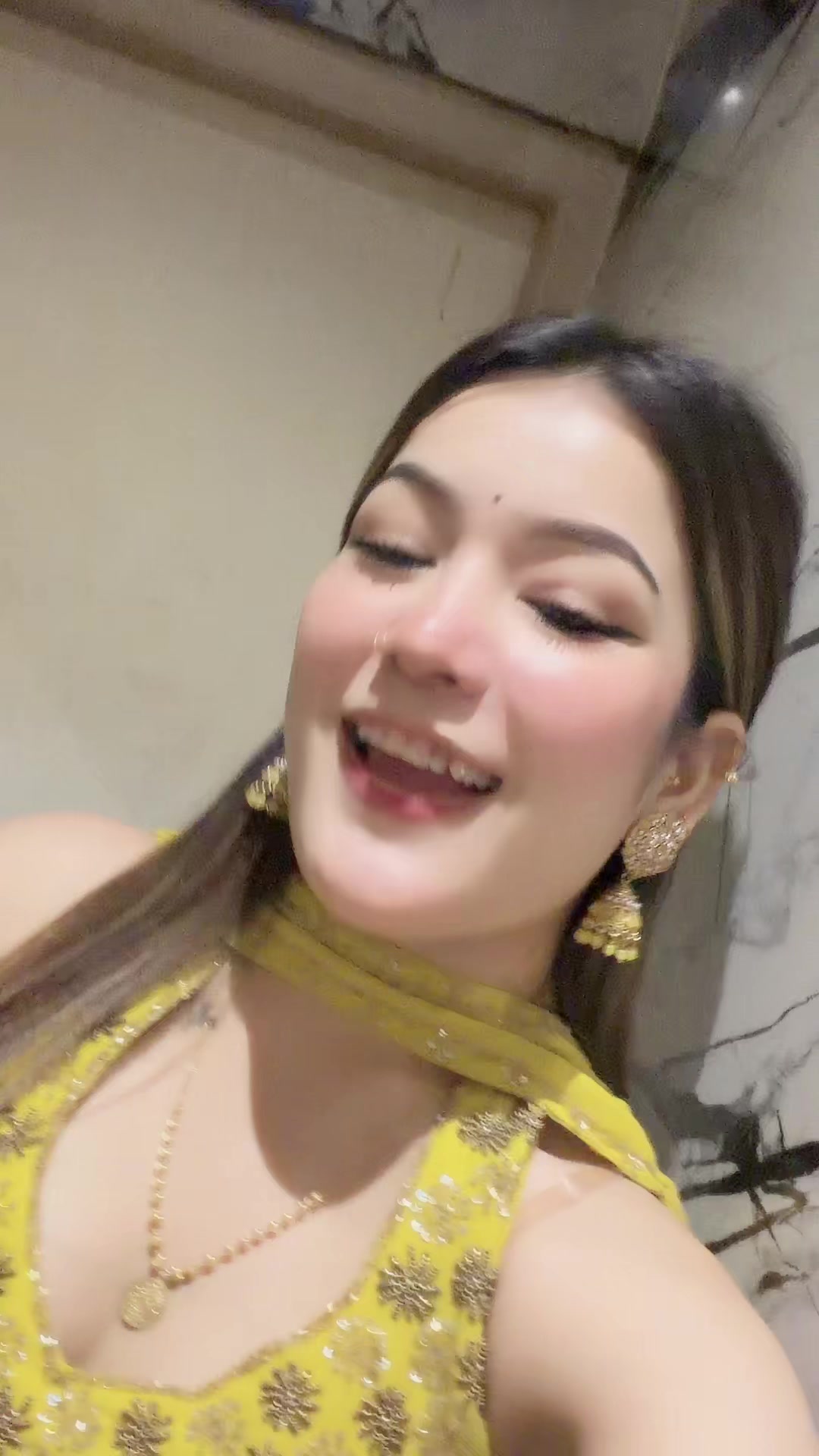 @MANU🧿
