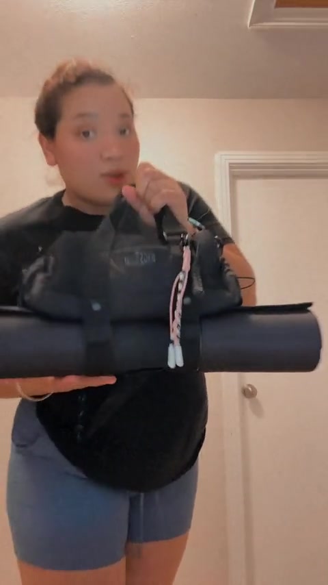 @𝐹𝑎𝑛𝑦🦋🫧🐊💫
