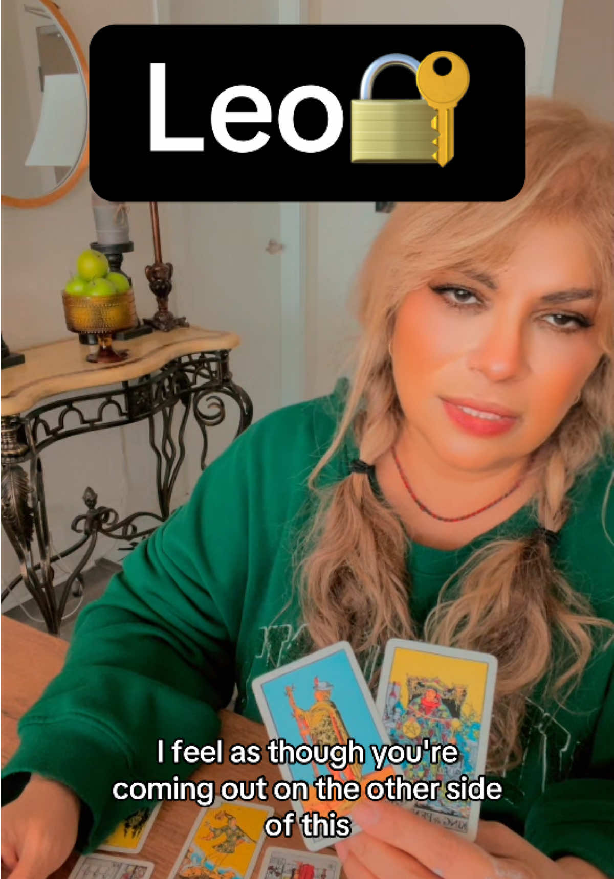 @Green Apple Tarot