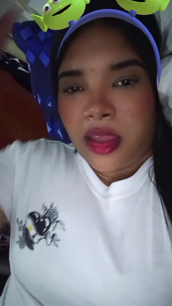 @👸Y
