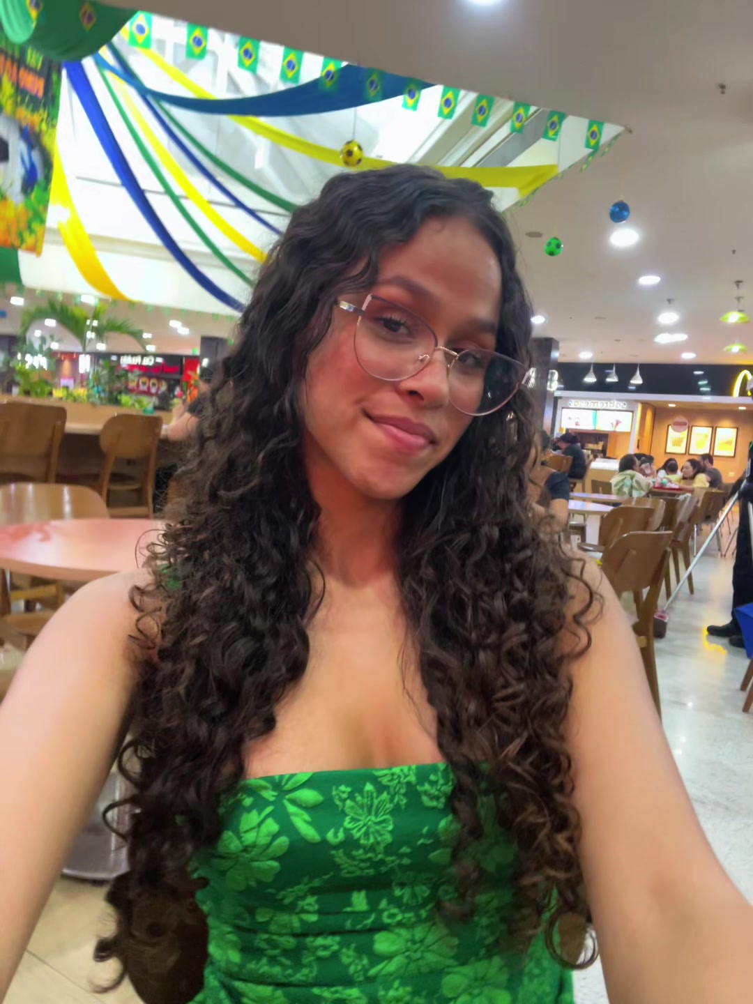 @Lara B