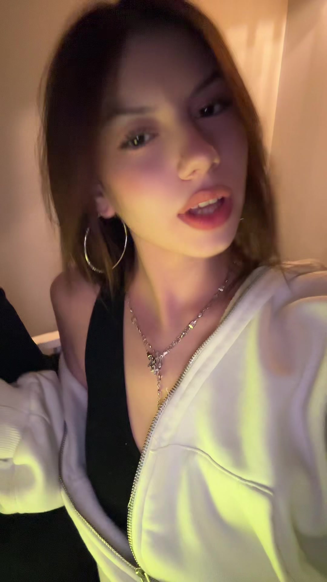 @ela