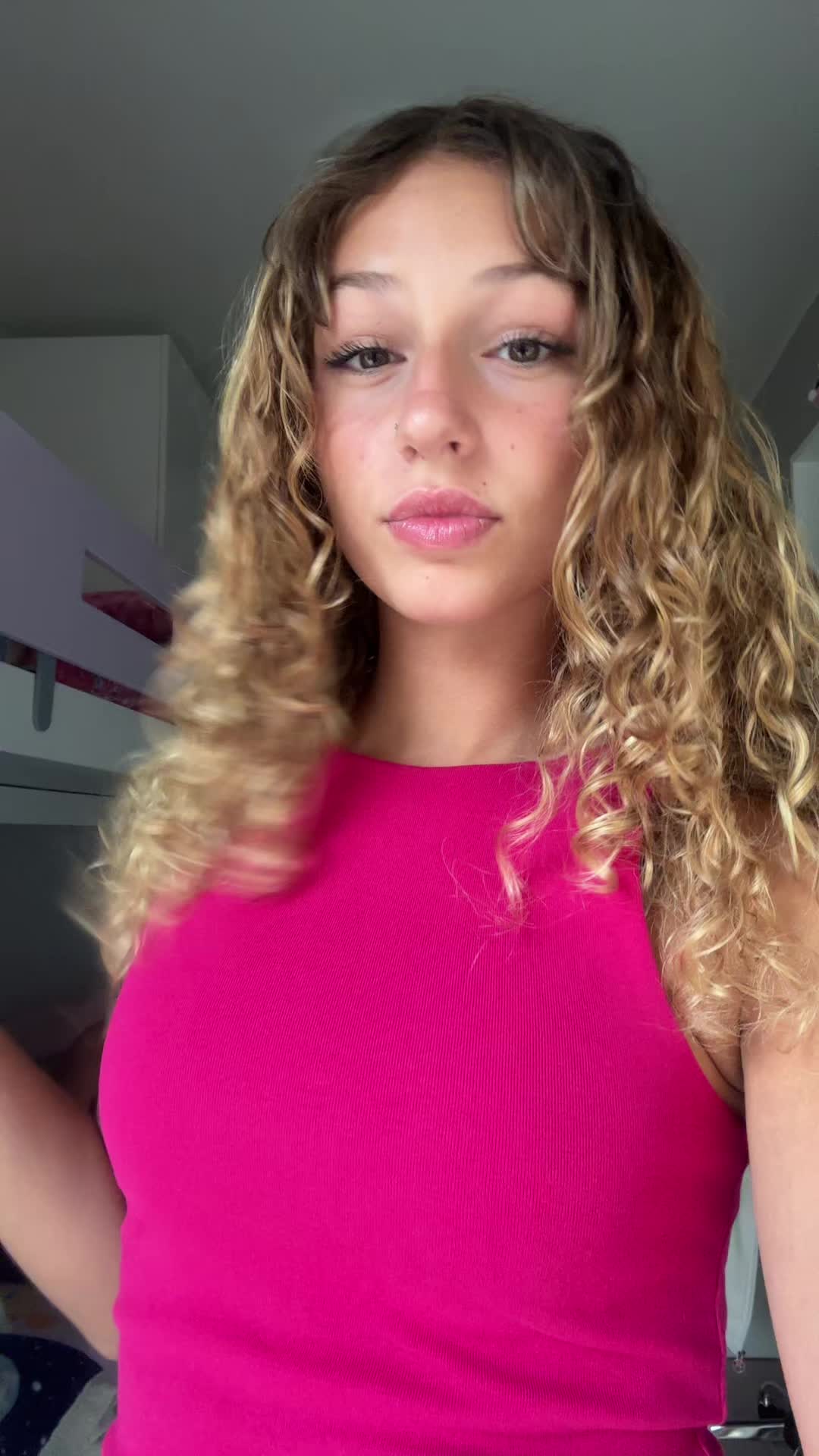 @🧟♀️
