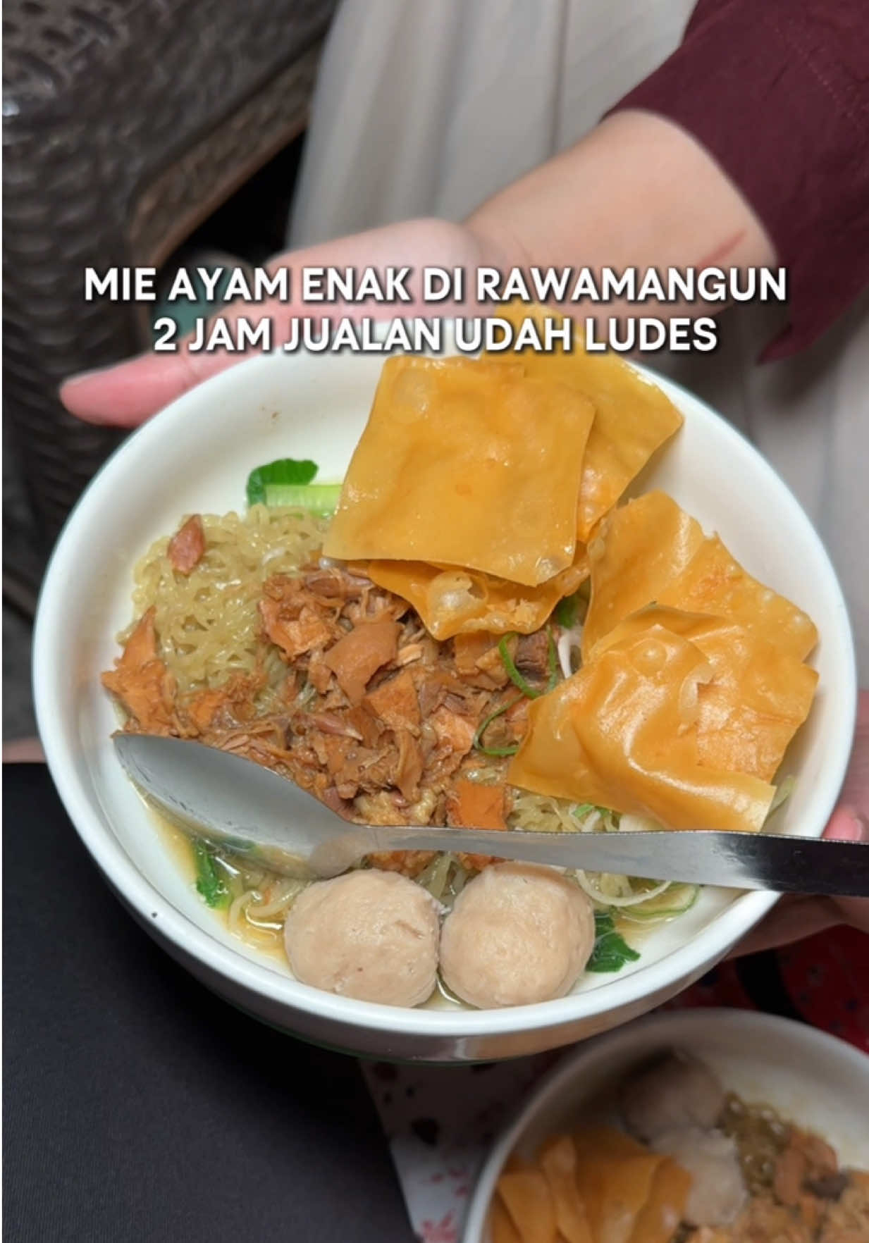 @makanmakcan 🍖🍲✈️