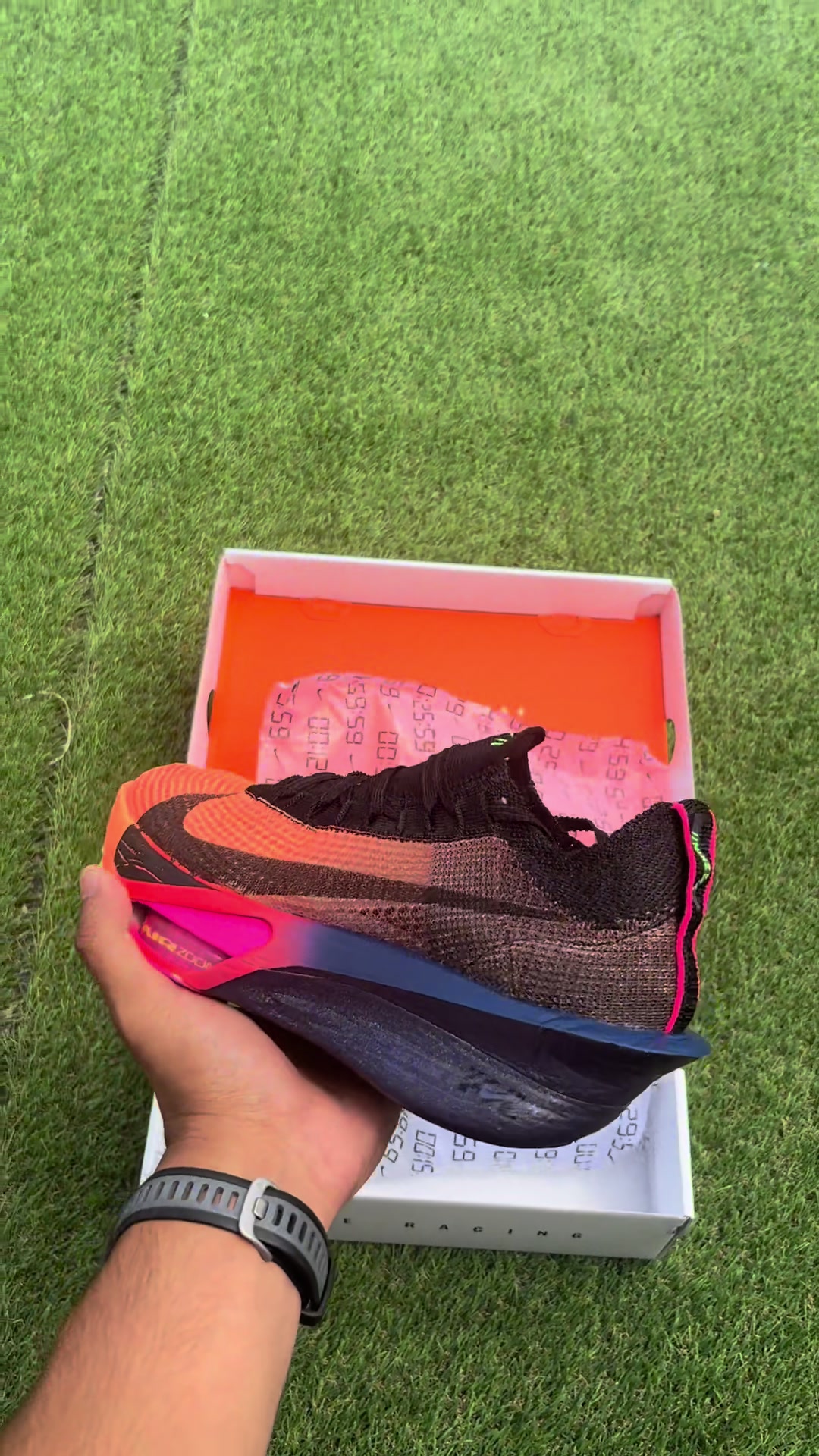 @solestride_tt