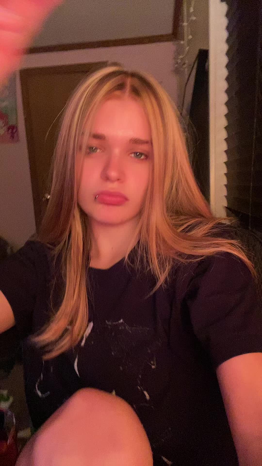 @Faye 🦇