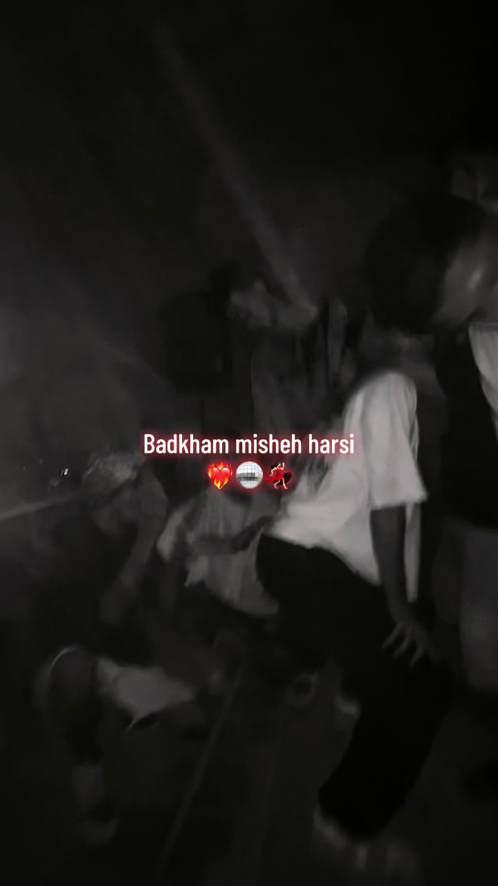 @E.K๐ฆ๐