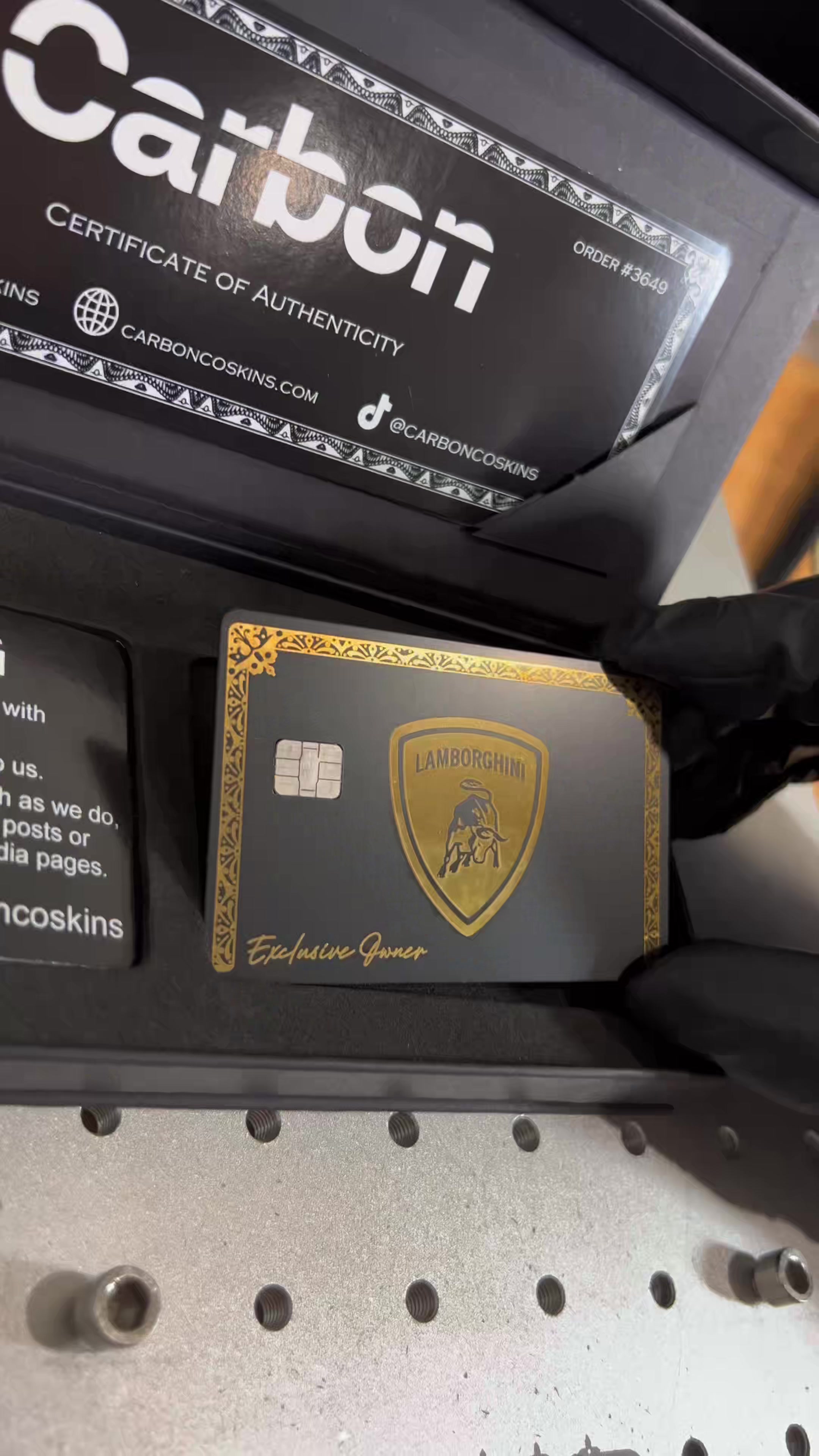 @Carbon Co Skins 💳