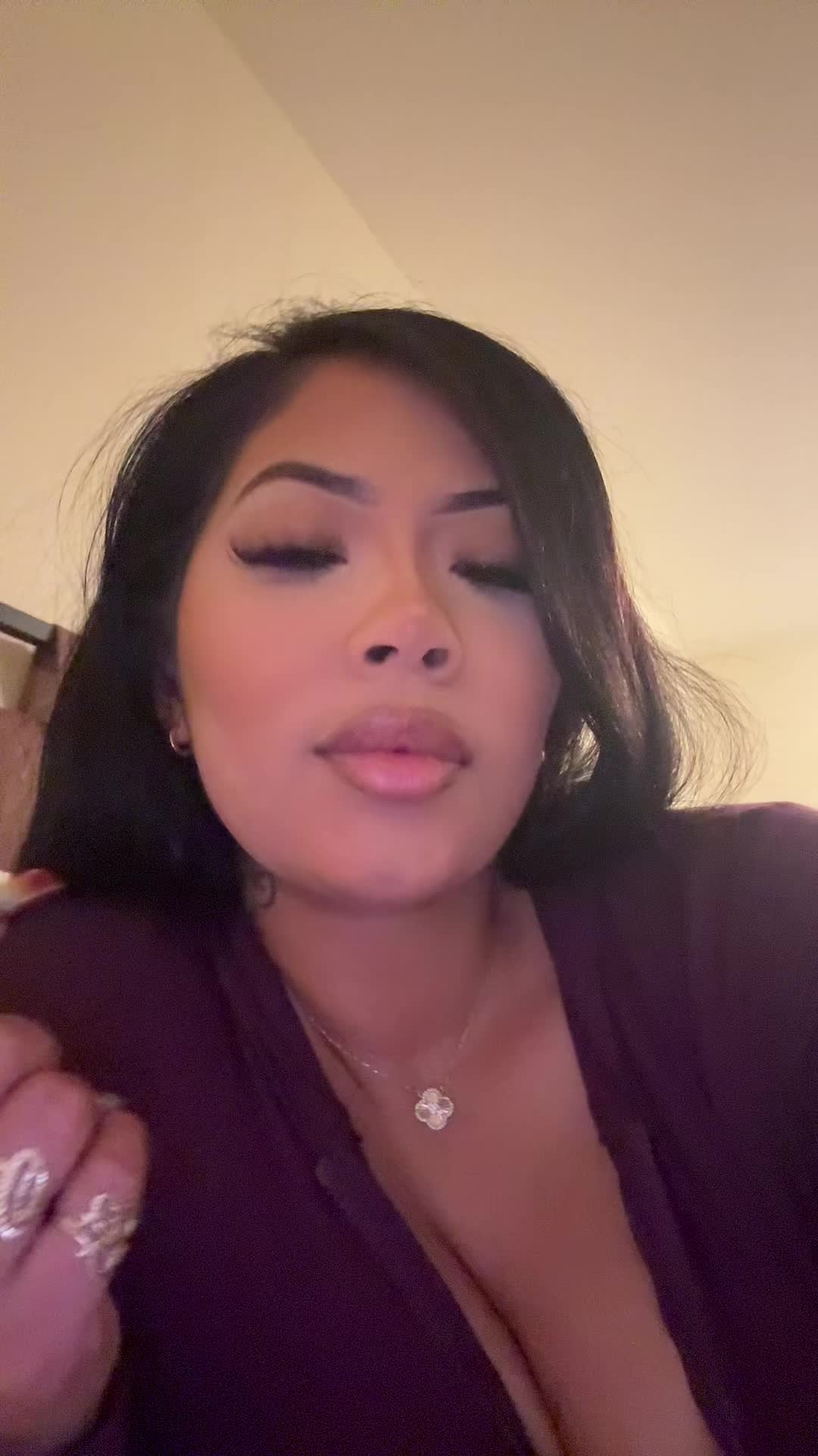 @Cocoahon3y
