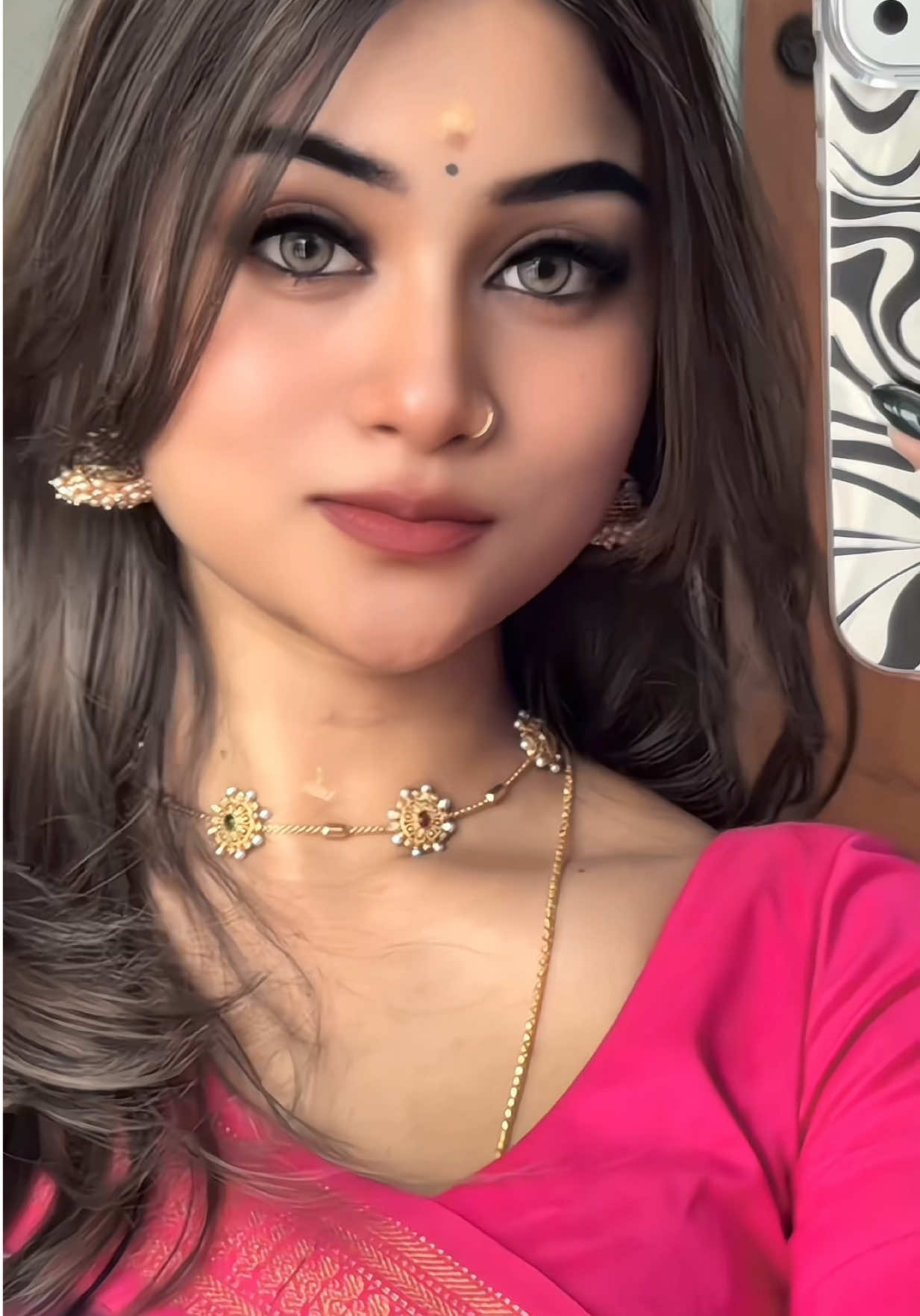 @𝓛𝓲𝓷𝓪𝓪