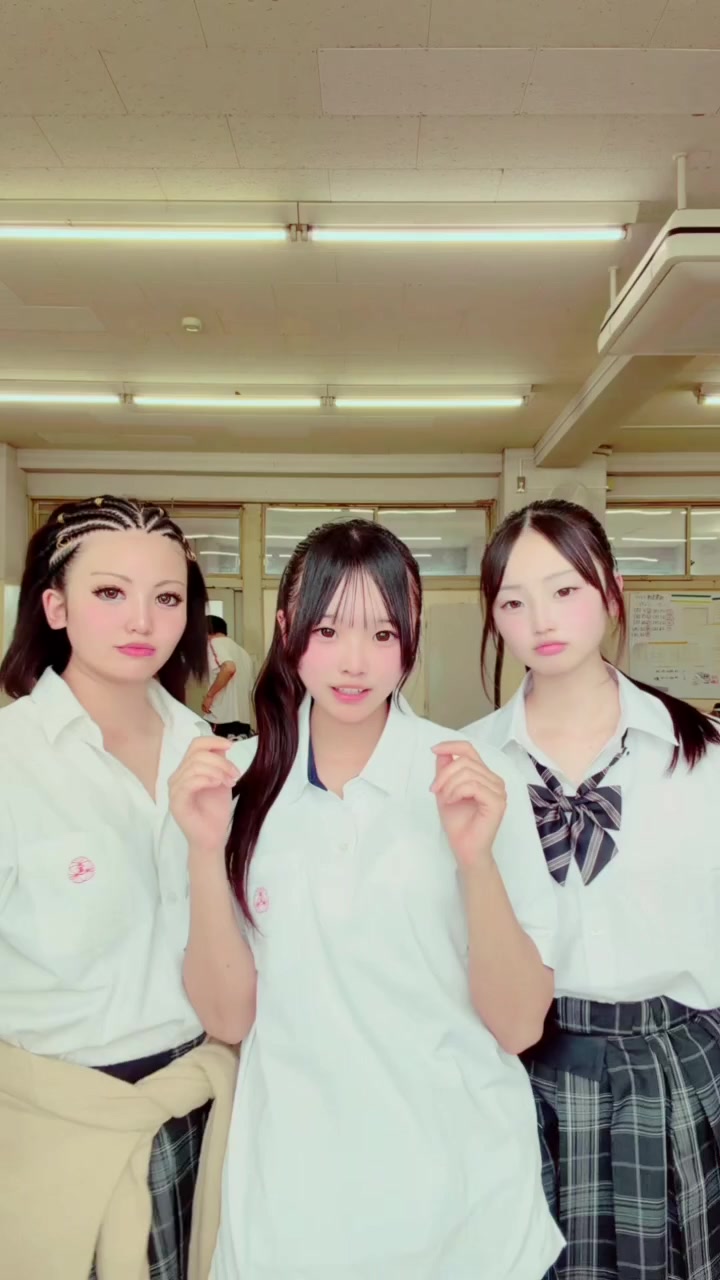 @かの