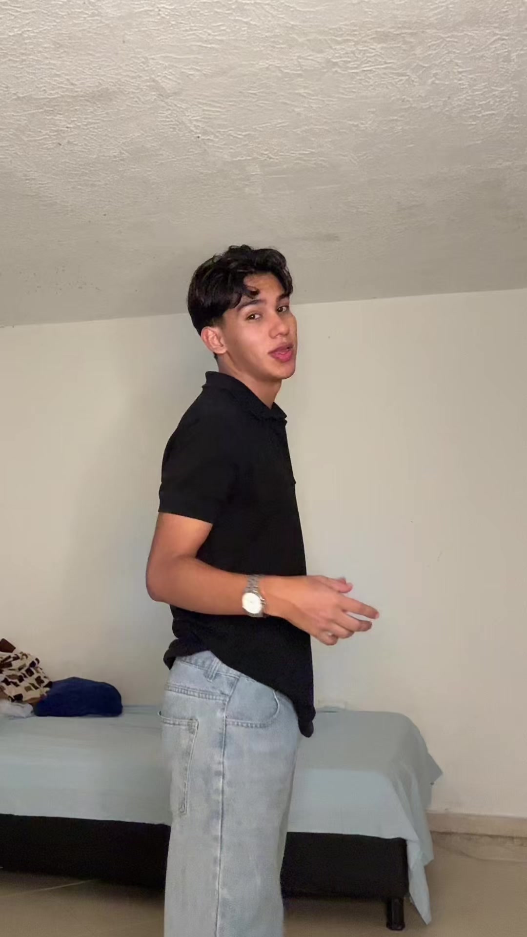 @Kevin González