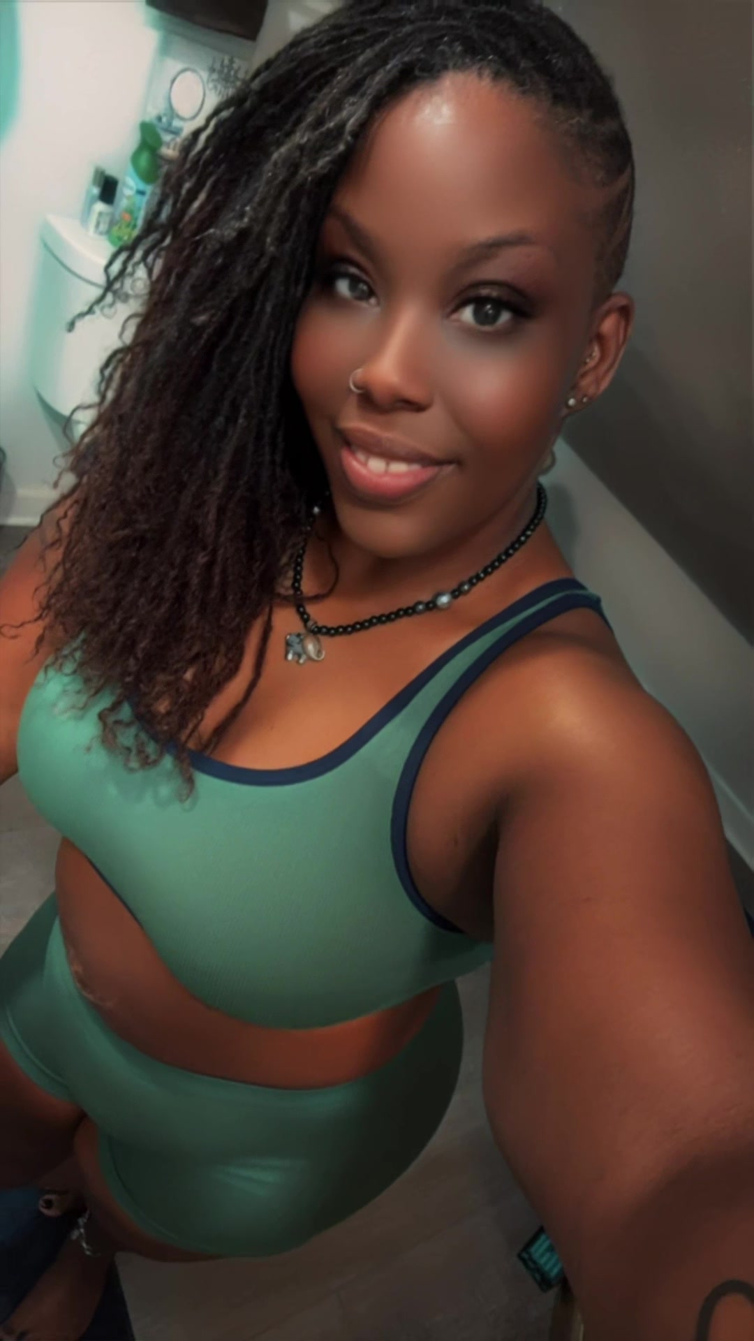 @Unapologetically_Mars