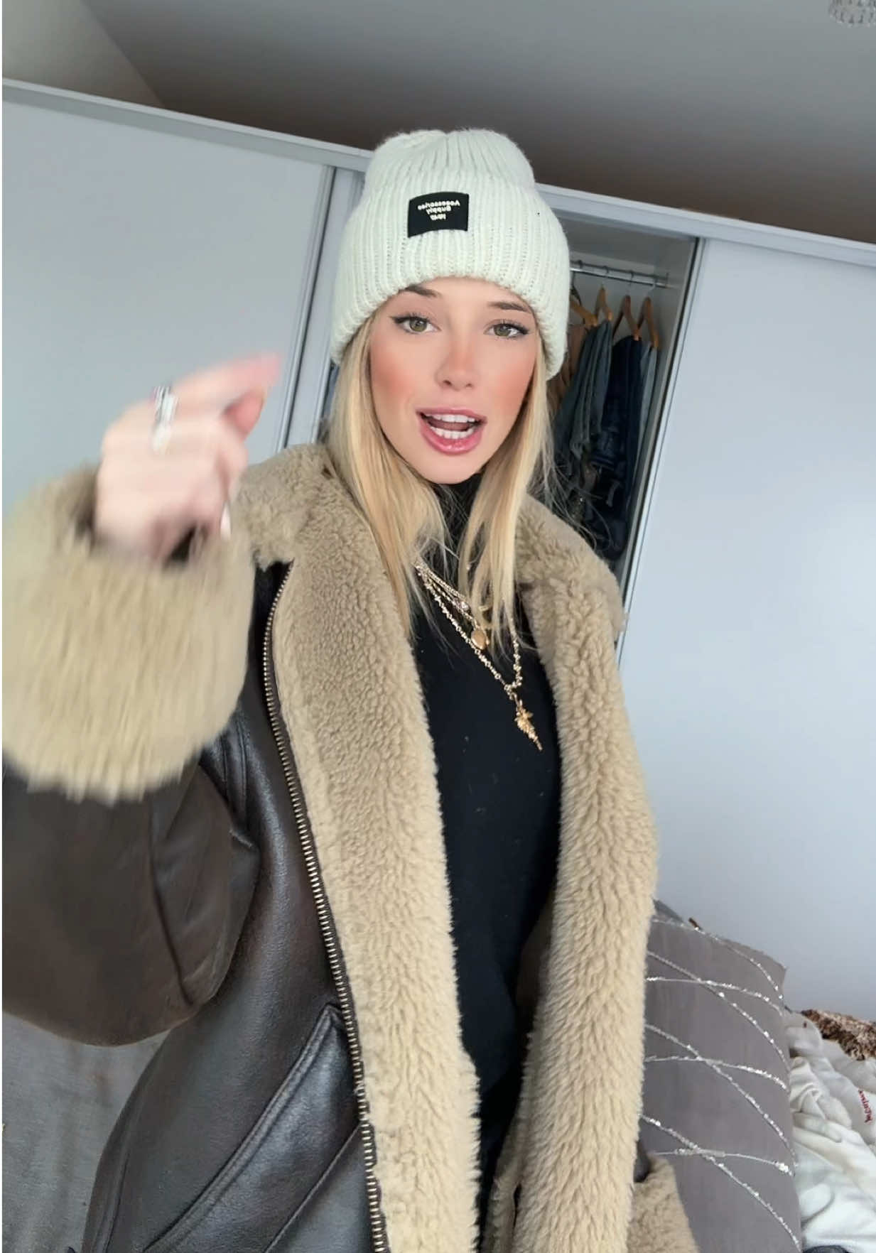 @ZÖE BOGACH 👑 ✨