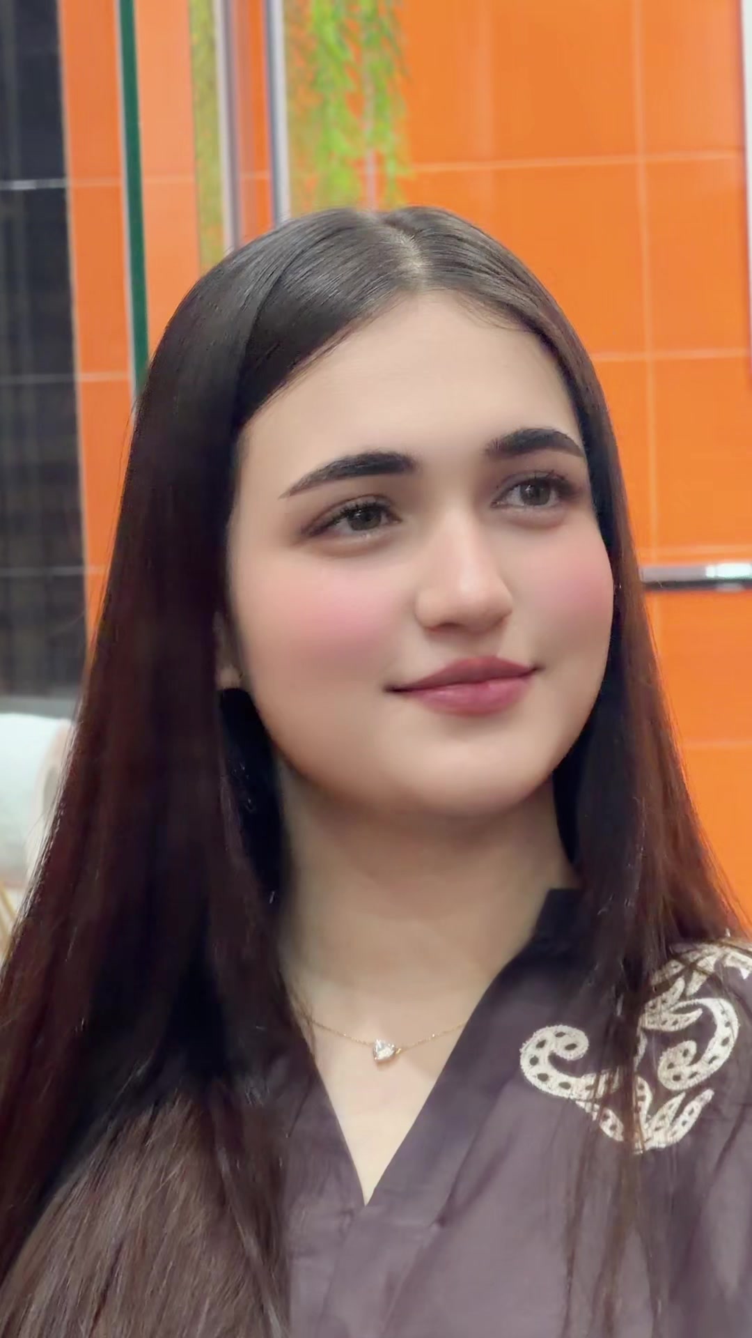 @aizakhaannn_