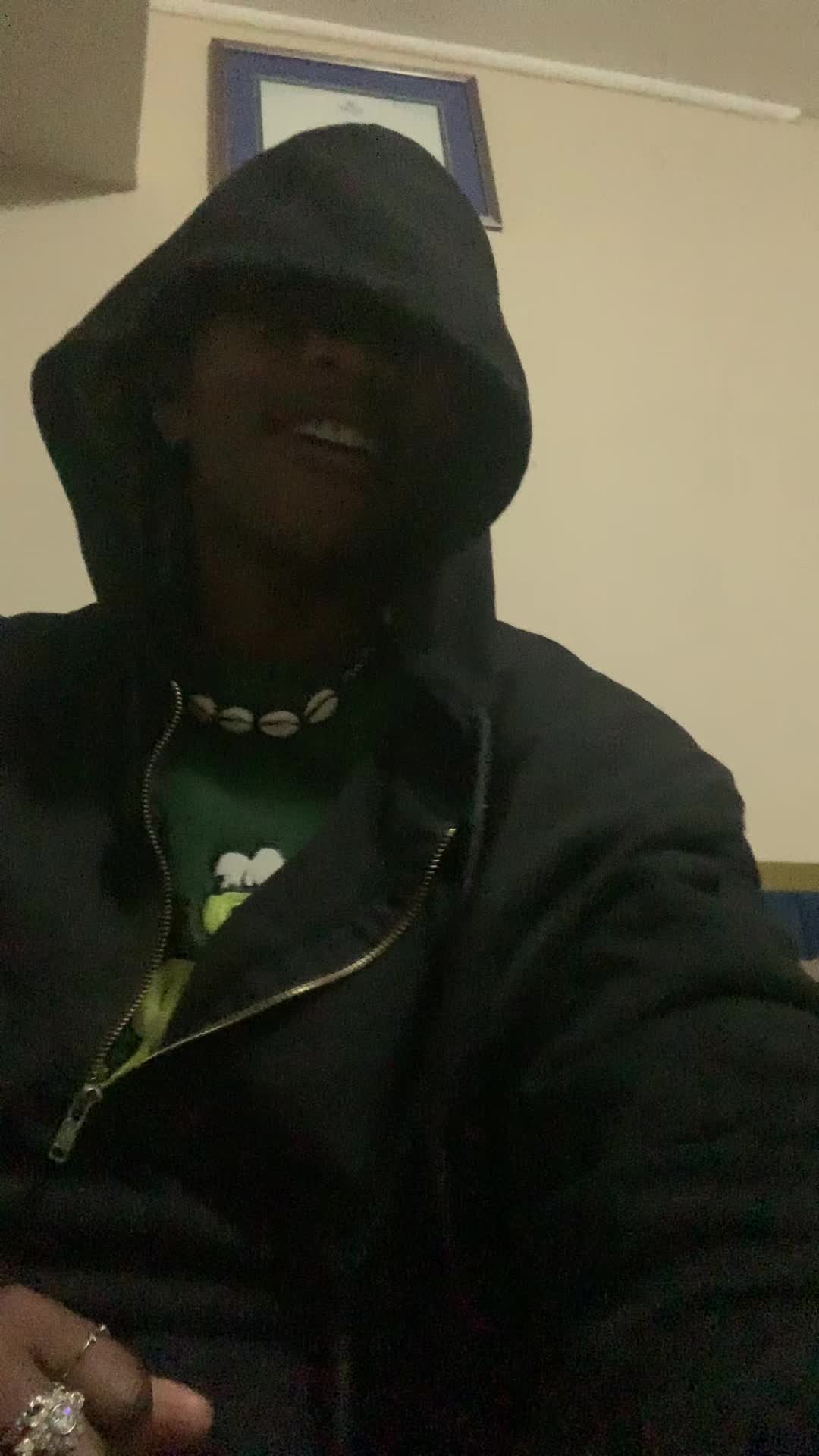 @mbazzzzzzo