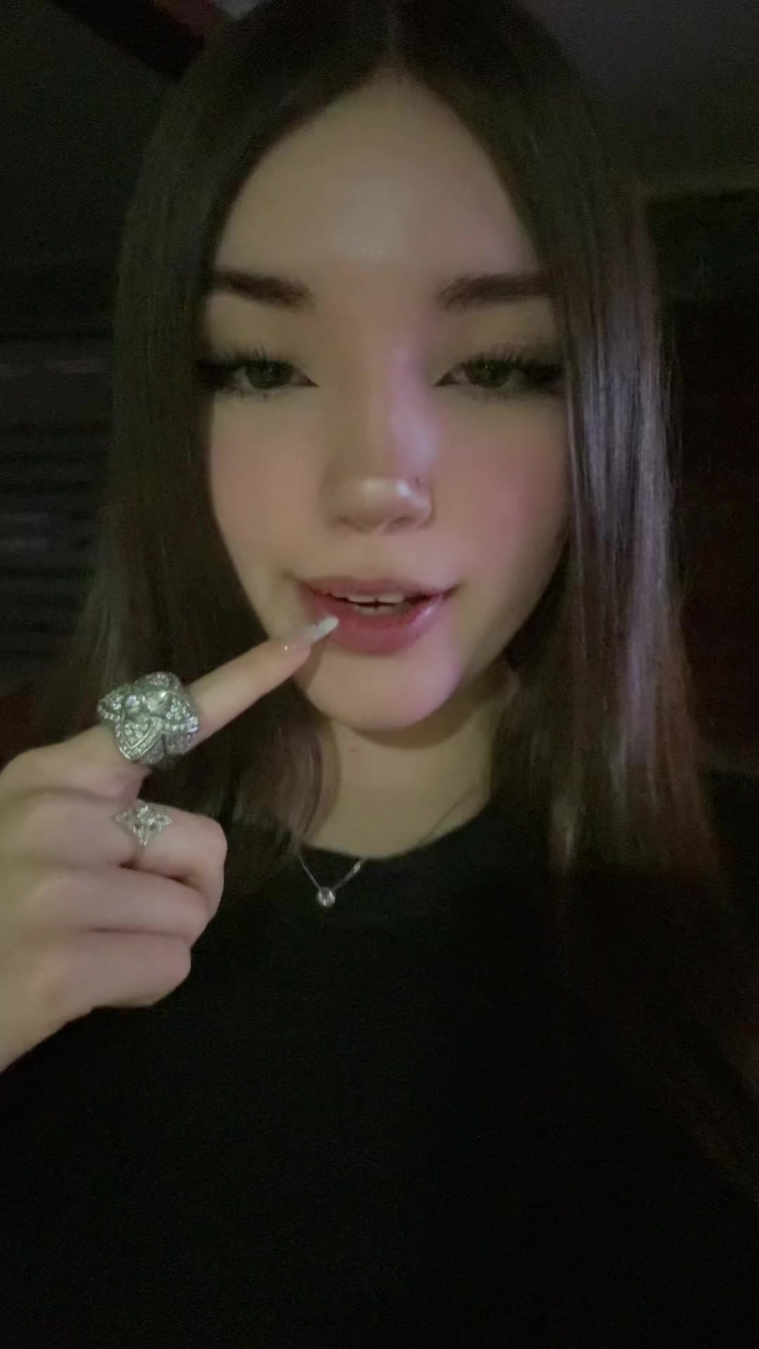 @𝑵𝒂𝒕𝒂𝒔𝒉𝒂𝑽𝒂𝒍𝒆𝒔𝒌𝒂👑
