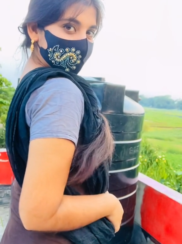 @QueenGirl🌸Anamika