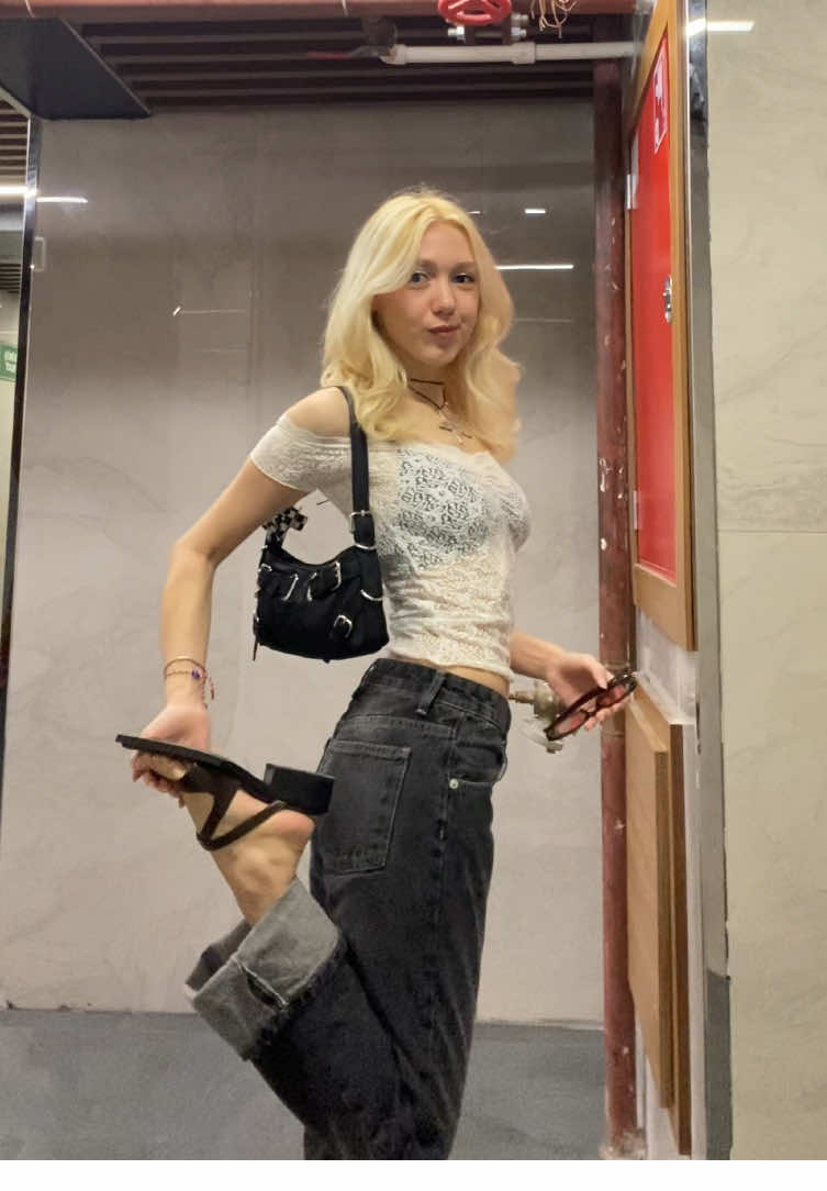 @elaayildiz