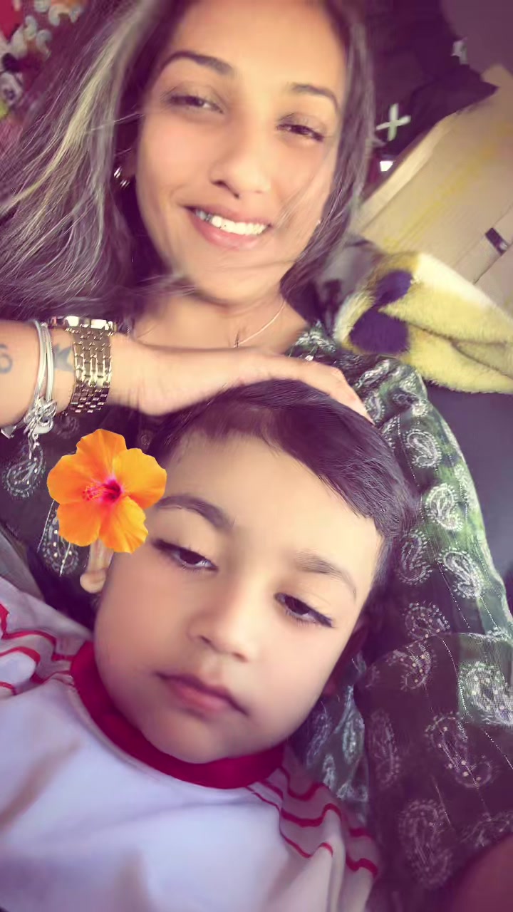 @Prashna🖤Lal