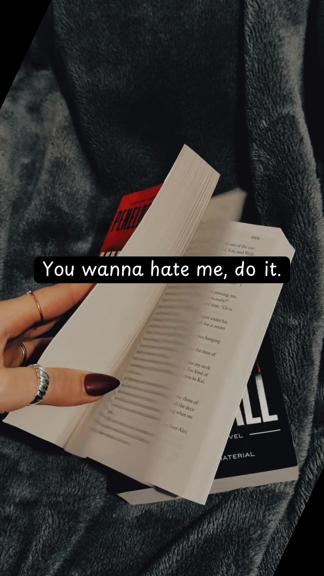 @Toni📚🖤