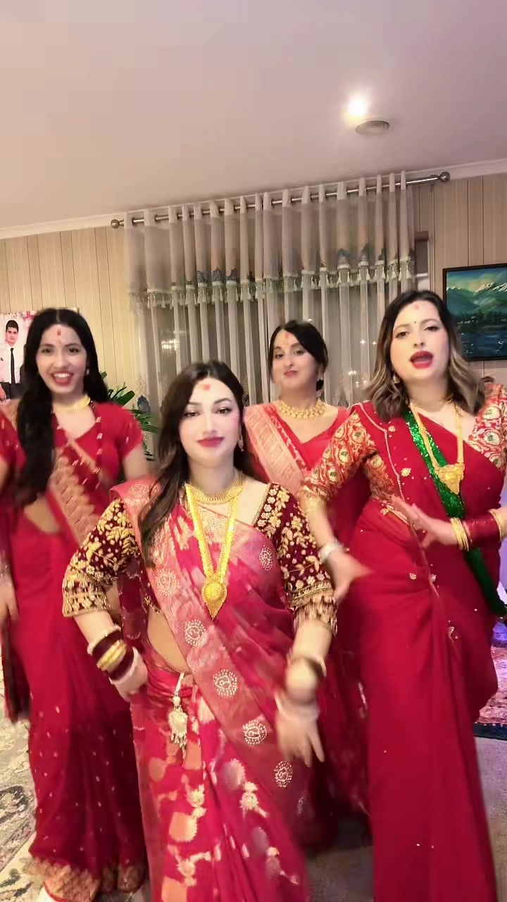@Gauri🦋