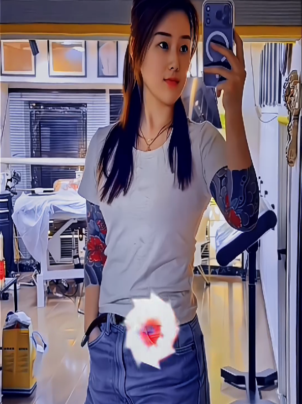 @𝕷𝖆𝖉𝖞𝖘𝖙𝖆𝖙𝖙𝖔𝖔