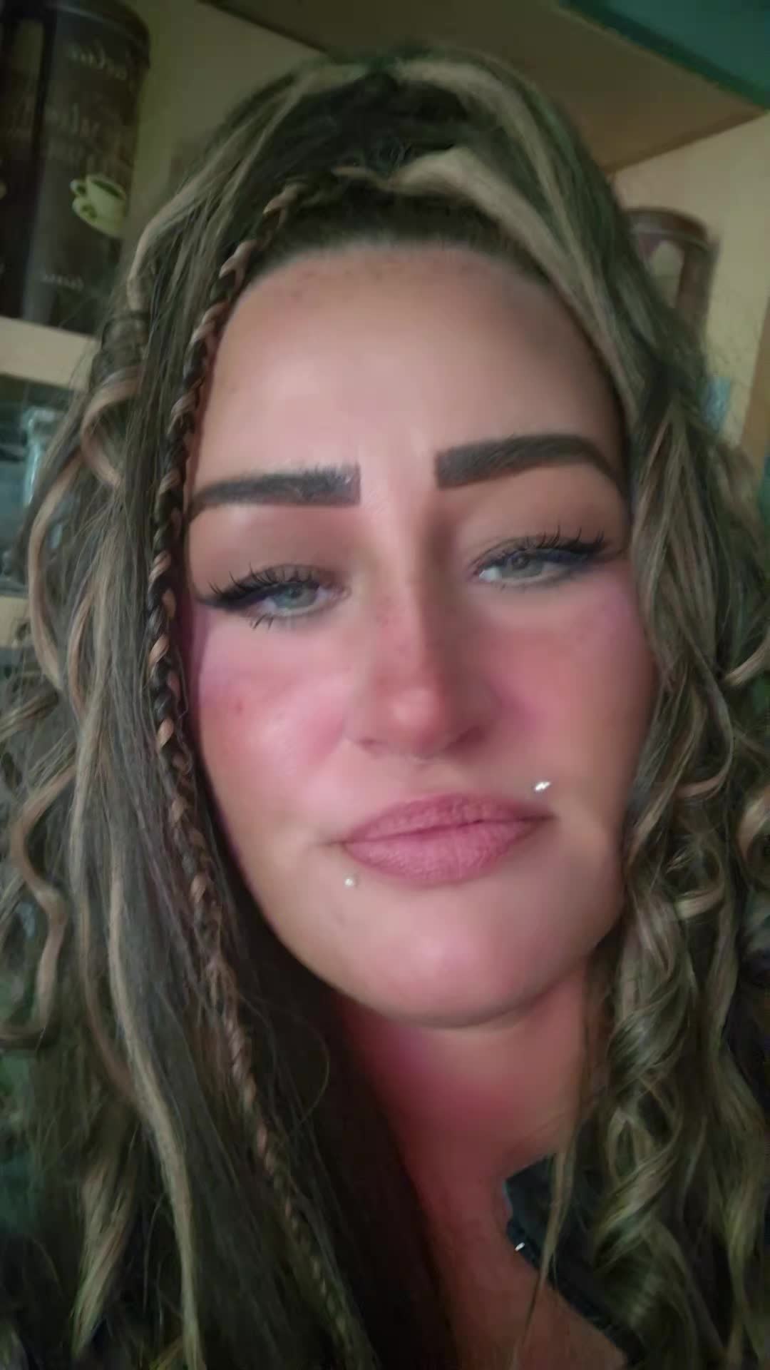 @ᥣorᥲ&iota;ᥒᥱ..
