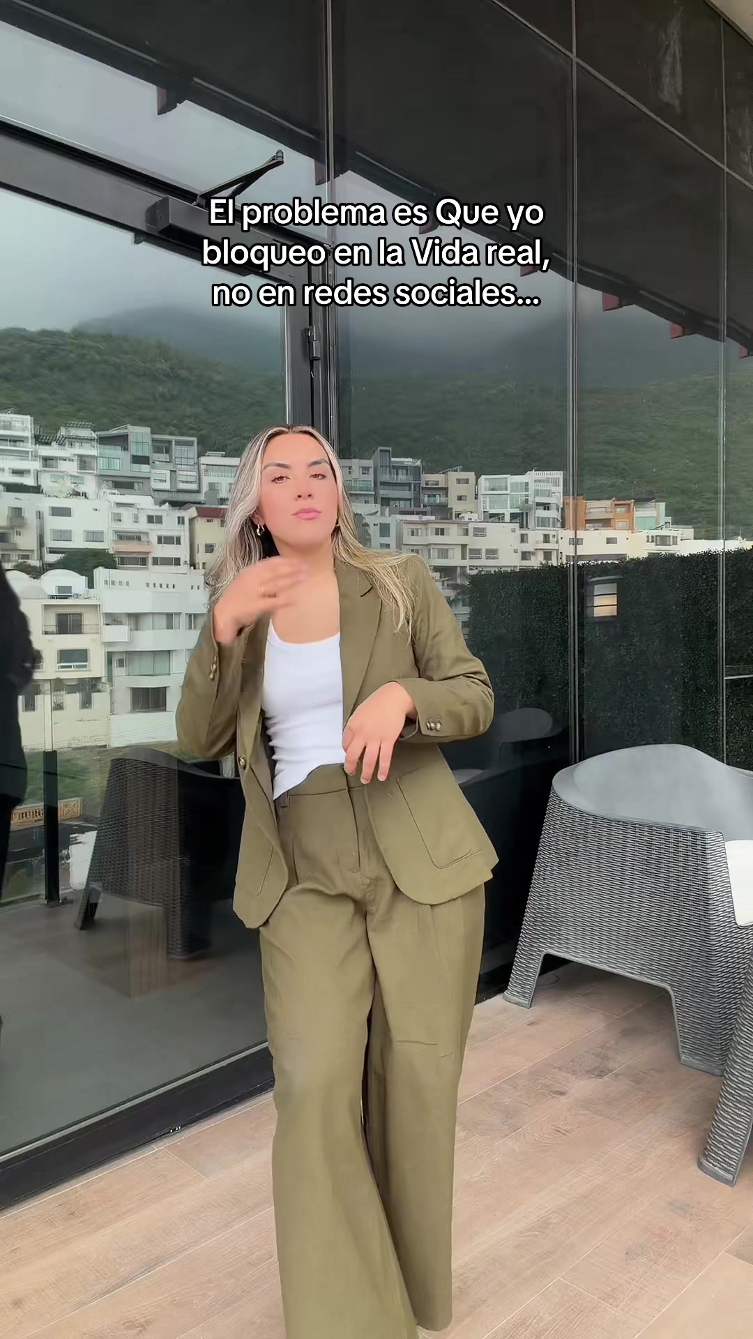 @Ana Karen