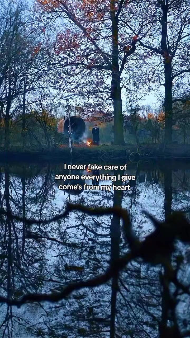 @Ꭲ H O Ꮇ Ꭺ Ꮪ ♛