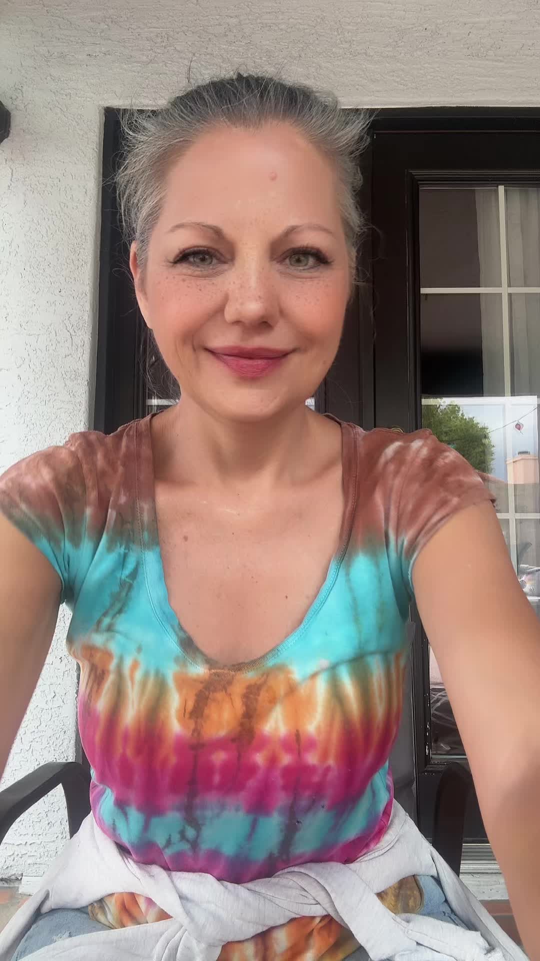 @Crazy Old Lady On Tiktok