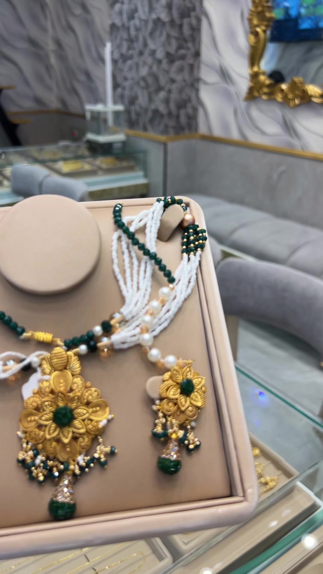 @((Sangam Jeweller))