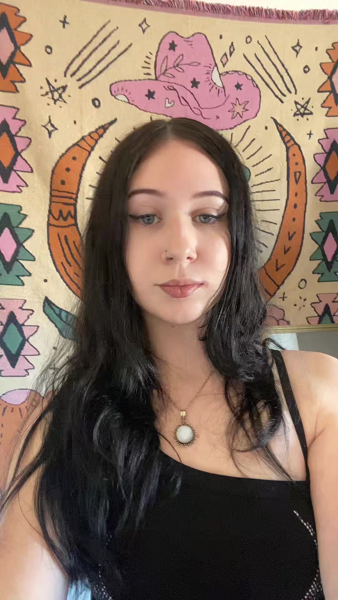 @Trapqueenlivss
