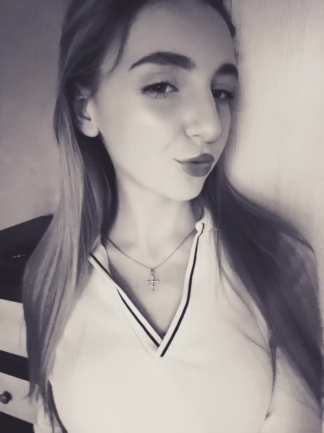 @nikaaa_2510