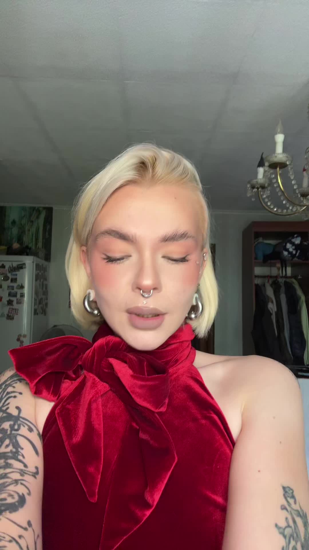 @Полина