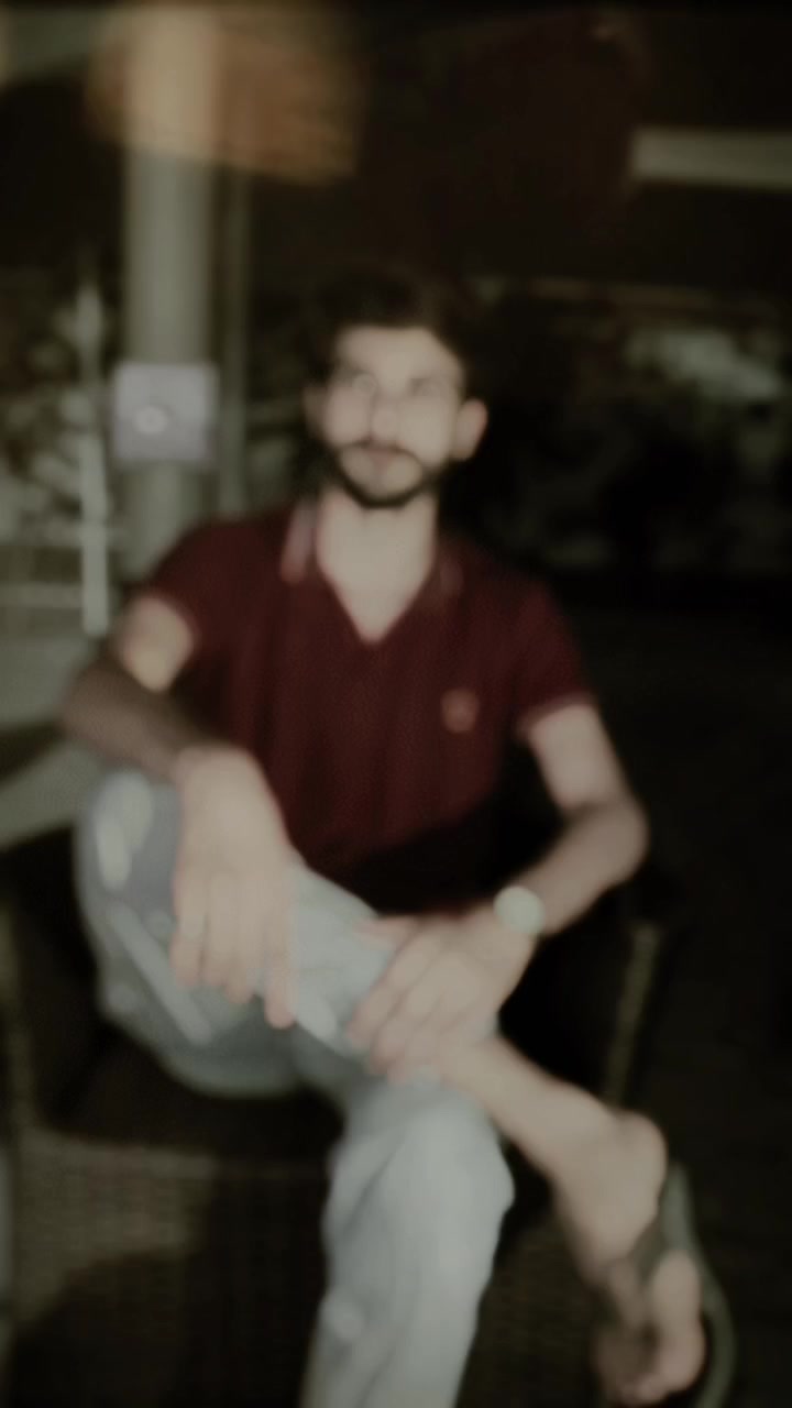 @راجہ🍂